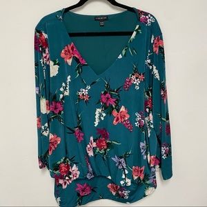 Plus size teal floral print V-neck long sleeved blouse 26/28